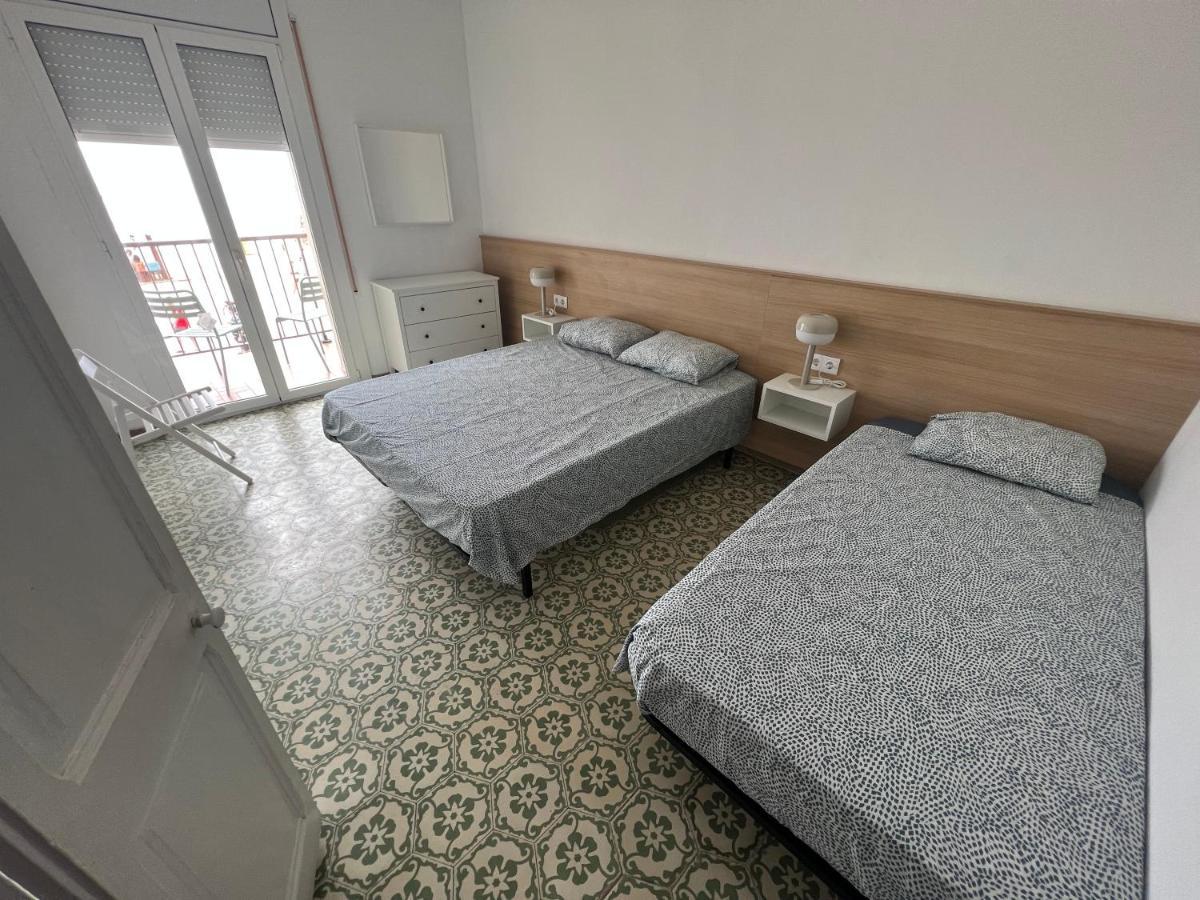 El Bull De Baix A Mar Apartment Torredembarra Exterior photo